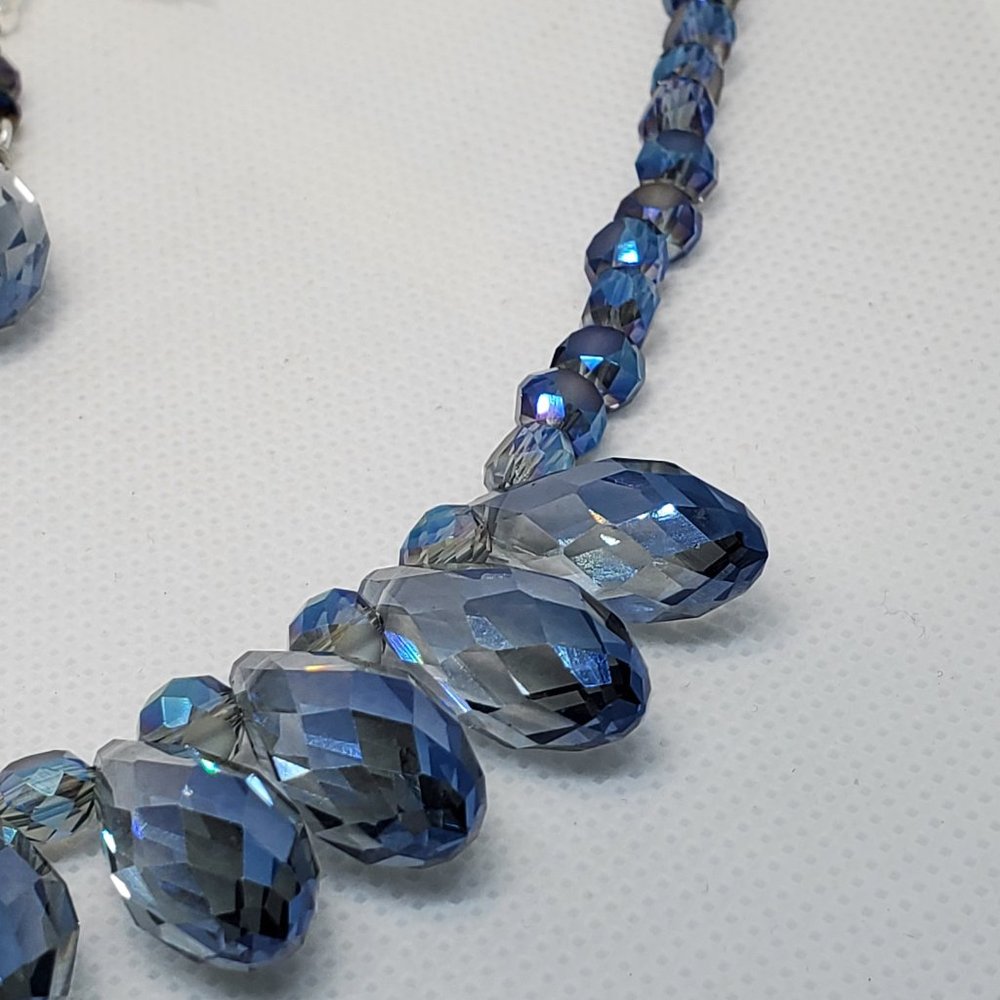 Teardrop Necklace Set - Picture 7 of 7